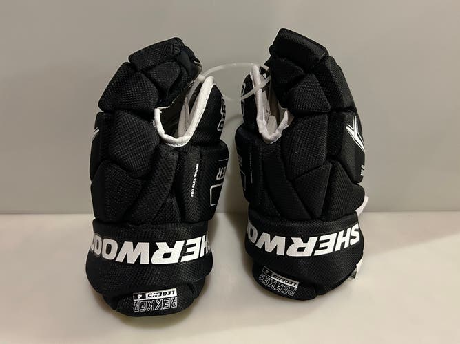New Sherwood Rekker Legend 4 Black Hockey Gloves 12” NWT