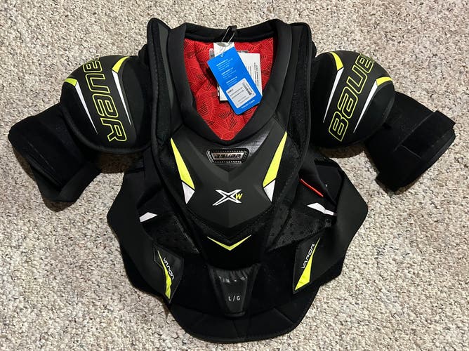 New Bauer Vapor X-W Shoulder Pads - Size Women’s Large NWT