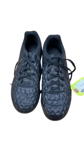 Nike Tiempo Soccer Cleats - Size 4