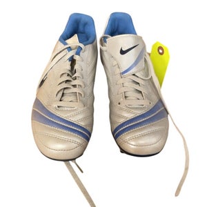 Nike Soccer Cleats Grey/Blue Size 6.5