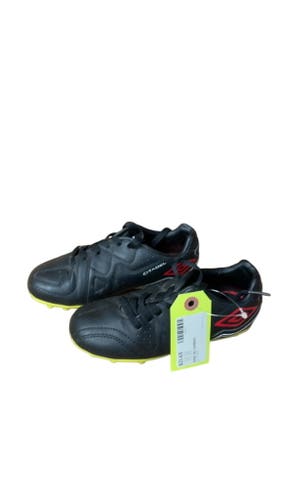 Umbro Citadel Soccer Cleats - Size 12C