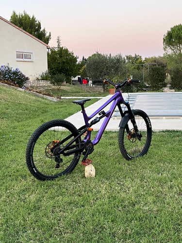 Unisex 2023 Canyon Torque 27.5 AL 6 Mountain Bike L (Used)