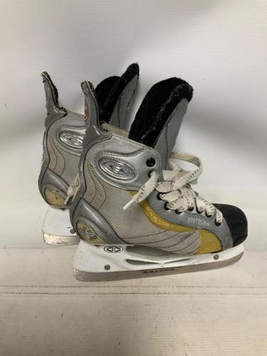 Used Easton Z-AIR COMP Senior Hockey Skate Senior 6 11823-S000041035