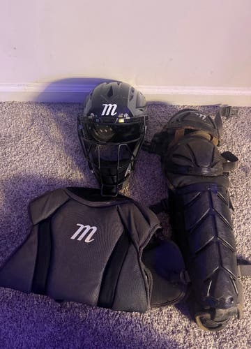 Marucci Catcher's Set (Used)