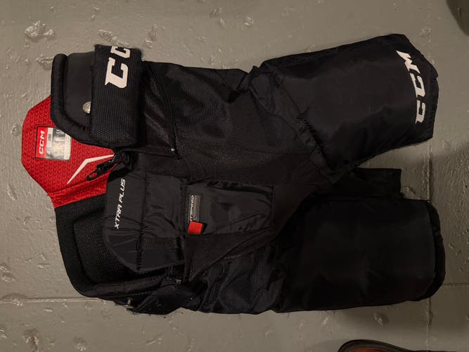 Junior Large CCM JetSpeed Xtra Plus Hockey Pants (Used)