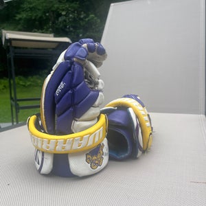 Warrior Lacrosse Gloves (Used)