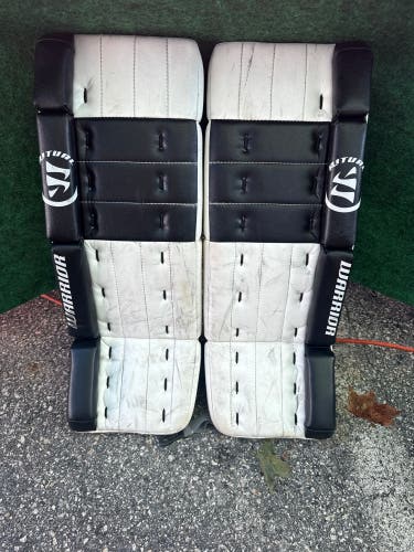 White & Black Junior Warrior Ritual G3 Classic Goalie Leg Pads (Used) | 24"+1"