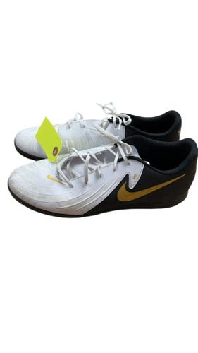 Nike Indoor Soccer Shoes Size 10.5