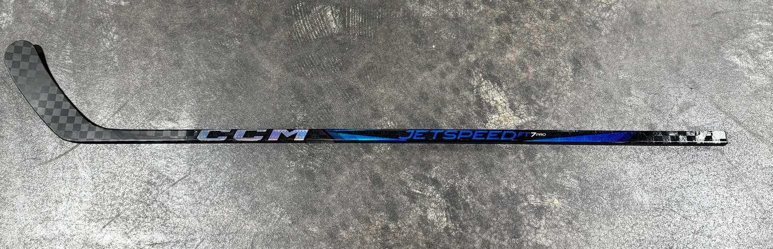 Senior CCM JetSpeed FT7 Pro Right Handed Hockey Stick 80 Flex Pro Stock (Used)