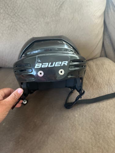 Small Bauer 2100 Helmet (Used)