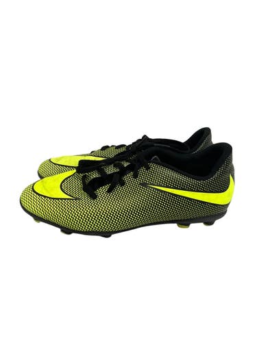 Used Nike Bravata Jr 6 Soccer Cleats 11692-S000155274