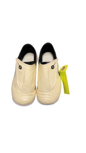 Nike Soccer Cleats Size 8C Yellow/White