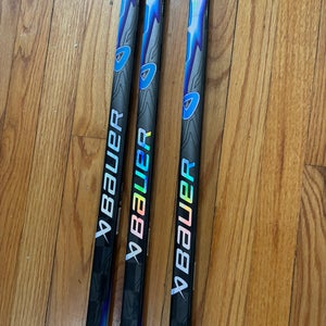 Senior Bauer Vapor Flylite Right Handed Hockey Stick P92 77 Flex (Used)