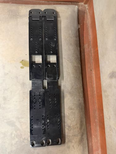 Marker metal plates