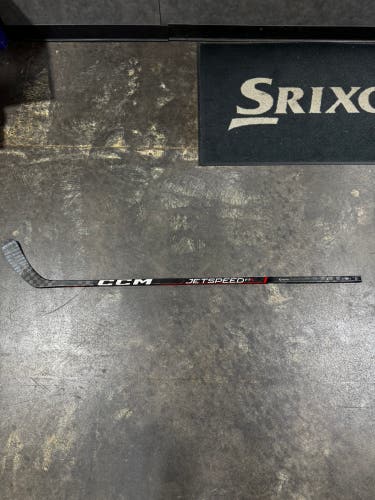 Senior CCM JetSpeed FT6 Right Handed Hockey Stick P29 85 Flex (Used)