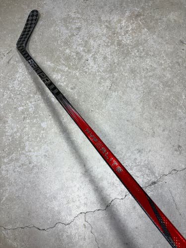 87 Flex P92 Senior Bauer Vapor Hyperlite2 Right Hand Hockey Stick (New) Pro Stock