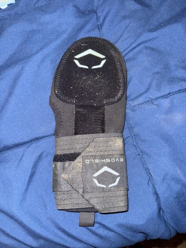 Black Senior EvoShield Sliding Mitt (Used)