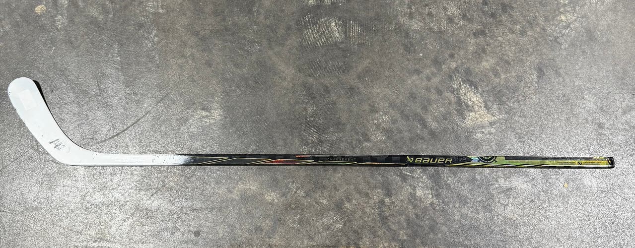 Senior Bauer Proto-R Right Handed Hockey Stick P92 87 Flex (Used)