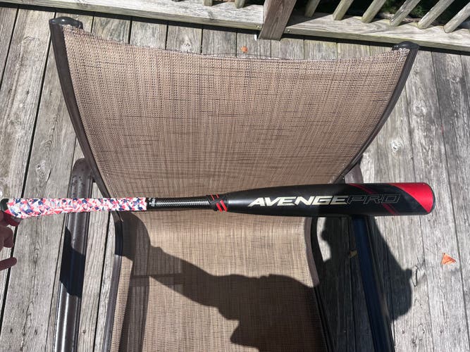 2022 AXE Avenge Pro Composite BBCOR Certified Bat (-3) 29 oz 32" (Used)