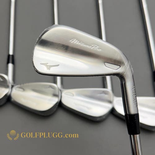 New- 2026 Mizuno Pro M-15 Iron Set 4-PW / AMT Silver Steel, Stiff (472)