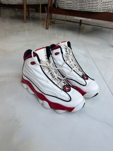 White Men's Size M 4.5 (W 5.5) Youth Jordan Pro Strong Shoes (Used)