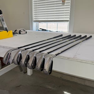 Cobra King Vt Iron Set 6-PW, SW Varsity Flex Steel Shafts RH