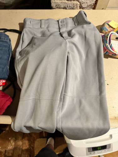 Gray Unisex Adult Small Majestic Baseball Pants (Used)