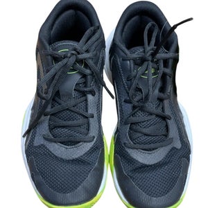 Under Armour Basketball Shoes Size 4 - Black/Green/White