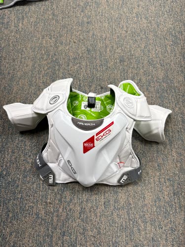 Small Adult Maverik M6 Shoulder Pads (New)