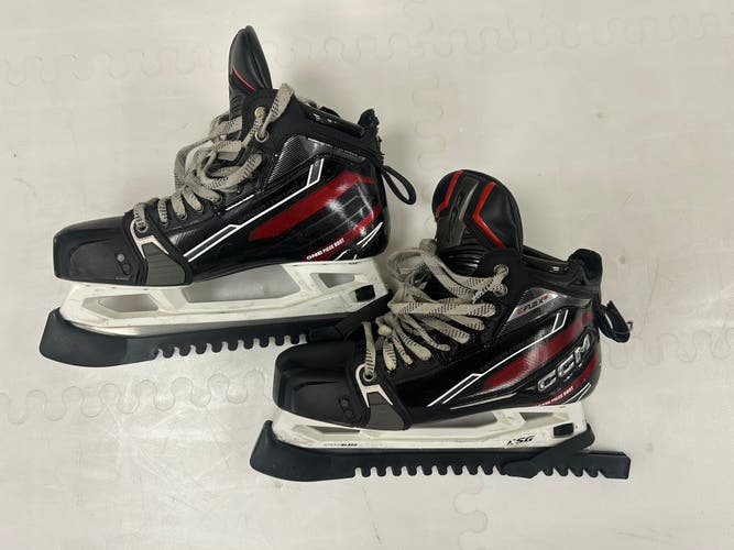 CCM EFlex 6 Hockey Goalie Skates Regular Width 9.5 (Used)