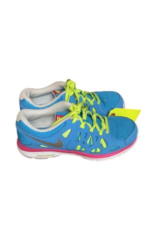 Nike Dual Fusion Runners - Size 6