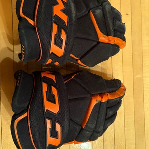 CCM Tacks 9060 Gloves 11" (Used)