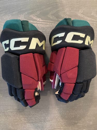 CCM HGTK Tacks Pro Stock Hockey Gloves 14” Black COYOTES 3938