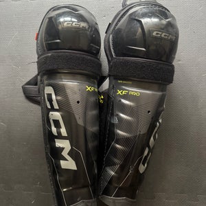 LIKE NEW - Senior CCM Tacks XF Pro Shin Guards | 16"