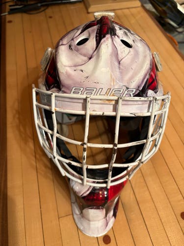 Junior Bauer NME 4 Goalie Mask Size 6 1/2 - 7 1/8 (Used)
