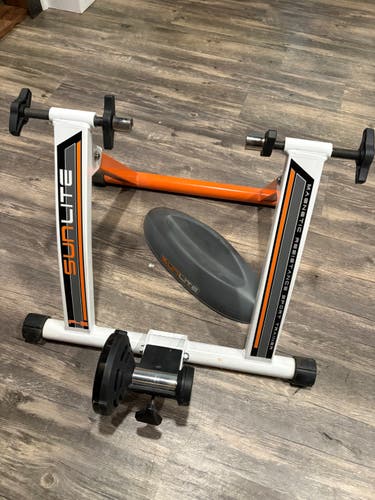 Sunlite Magnetic Resistance Sport Trainer with Riser (Used)