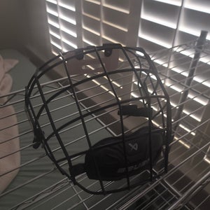 Medium Bauer Helmet (New)
