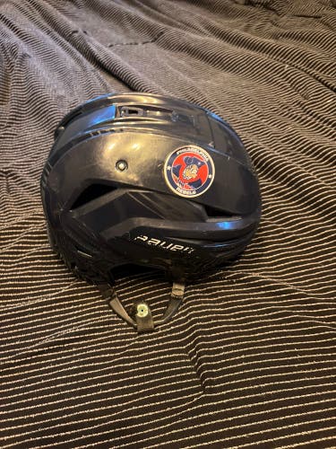 Medium Bauer Re-Akt 85 Helmet (Used)