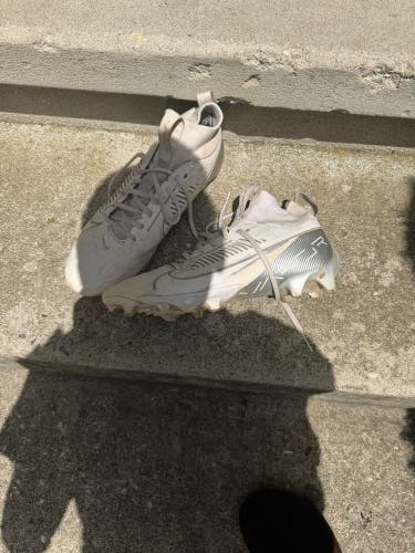 Men's Size M 11.5 (W 12.5) Nike Vapor edge Pro 360 2 Mid Top Molded Cleats (Used)