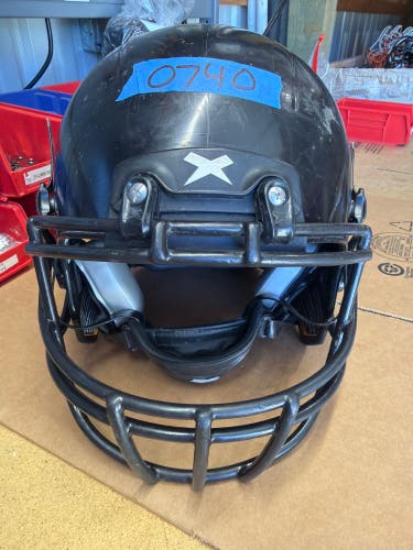 USED XENITH X2E+ YOUTH FOOTBALL HELMET - MEDIUM - BLACK