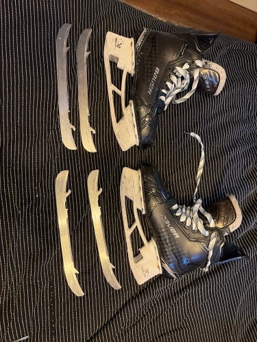 Black 2024 Bauer Supreme Shadow Hockey Skates Regular Width Size 5.5 (Used)