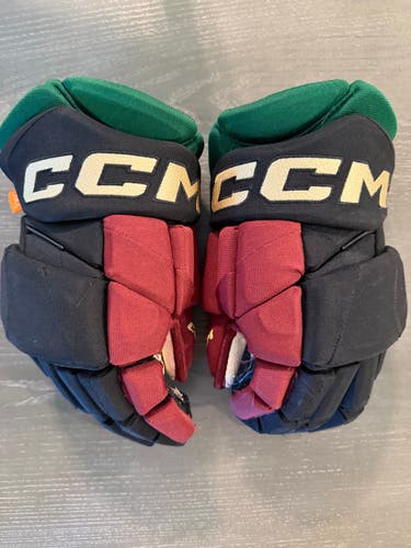 CCM JetSpeed FT1 Pro Stock Hockey Gloves 14” Black COYOTES 3994