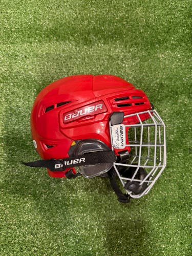Red Youth Bauer Re-Akt 100 Helmet (Used)