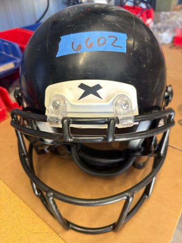 USED XENITH X2E+ YOUTH FOOTBALL HELMET - LARGE - BLACK