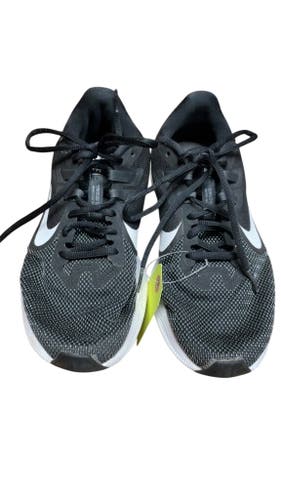 Nike Downshifter 10 Running Shoes - Size 9