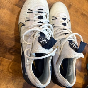 Unisex Size M 9.5 (W 10.5) Adult Nike Huarache Low Top (New)