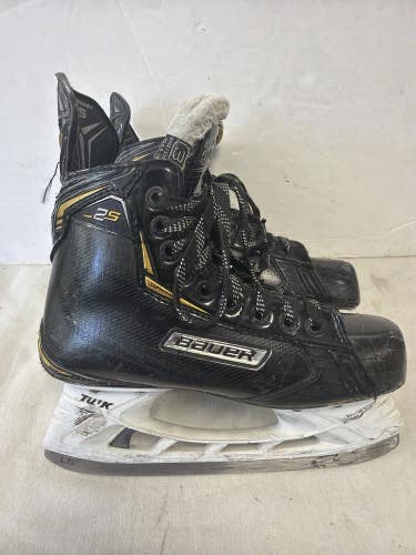 Int Size 3.5 Bauer Supreme 2S Ice Hockey Skates