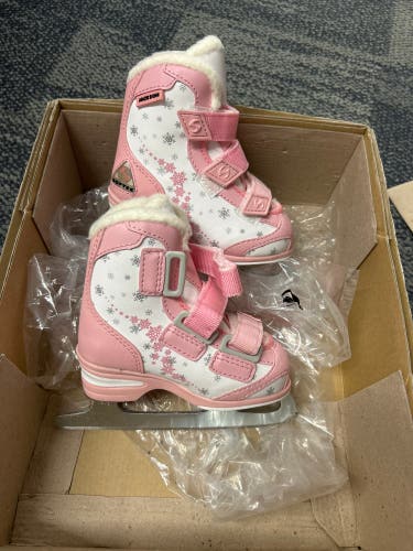 Figure Skates (New)