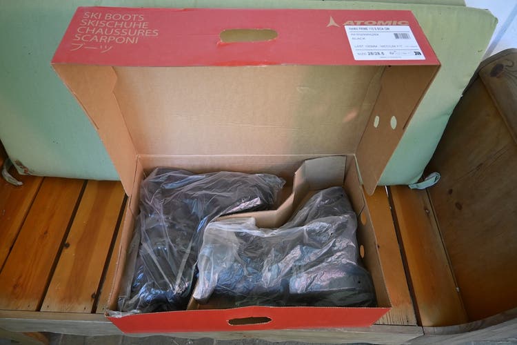 Mondo 28 & 28.5 Atomic All Mountain Hawx Prime 110 S BOA Ski Boot Used