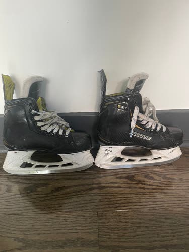 Bauer Supreme S29 Hockey Skates Size 3.5 D (Used)